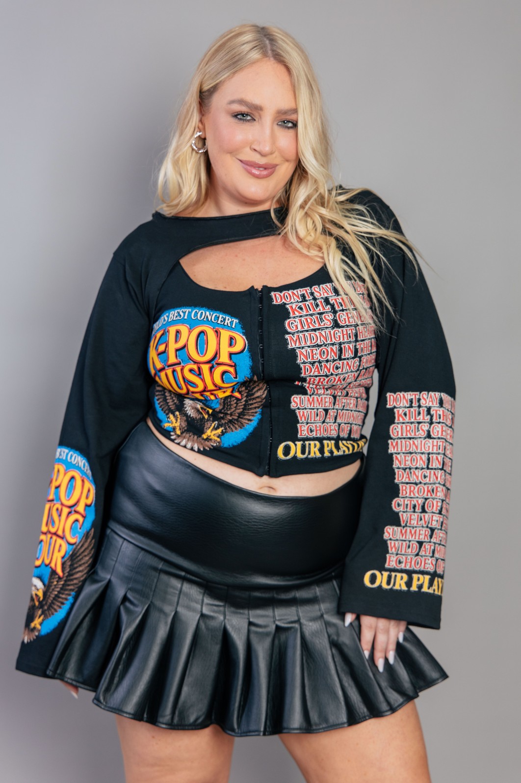 BLUSA SEM FRENTE MANGA LONGA PRETA K-POP BLUSA SEM FRENTE MANGA LONGA PRETA K-POP
