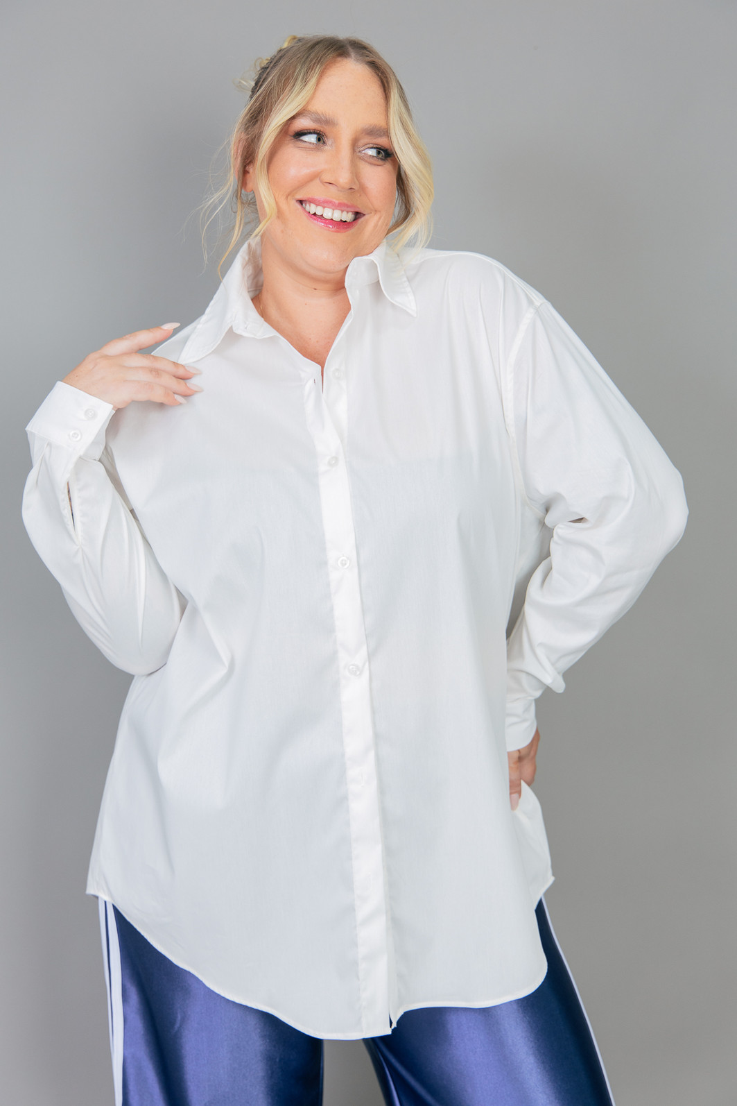 CAMISA OVERSIZED TRICOLINE OFF WHITE CAMISA OVERSIZED TRICOLINE OFF WHITE