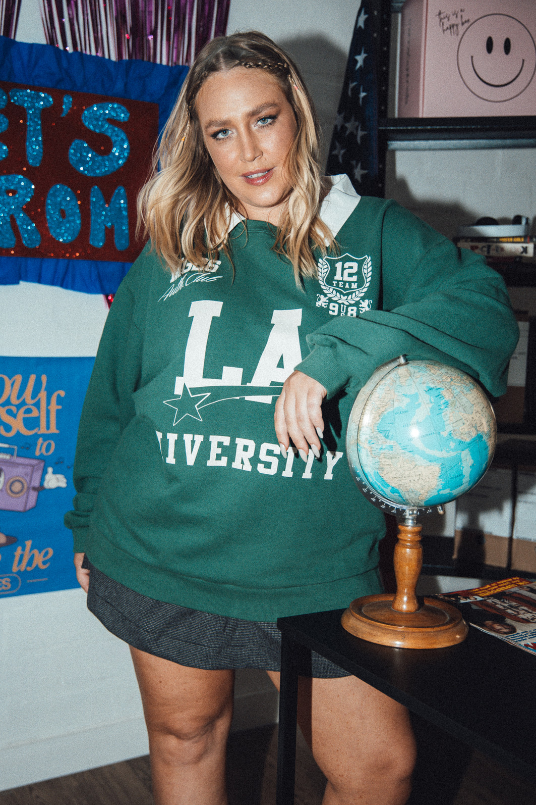 CASACO DE MOLETOM OVERSIZED VERDE UNIVERSITY