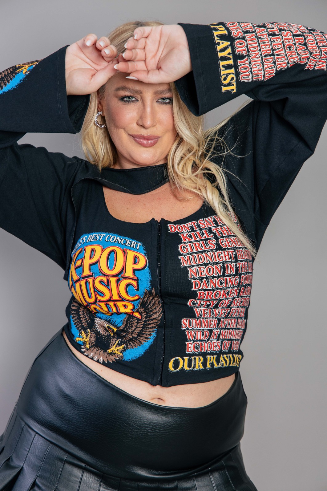 BLUSA SEM FRENTE MANGA LONGA PRETA K-POP BLUSA SEM FRENTE MANGA LONGA PRETA K-POP