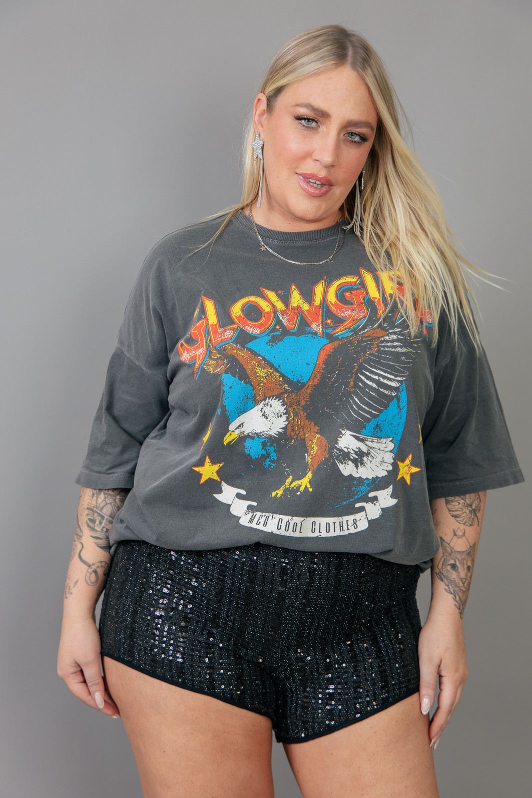 SHORT MINI HOT PANT DE PAETÊS PRETO COM ELÁSTICO SHORT MINI HOT PANT DE PAETÊS PRETO COM ELÁSTICO