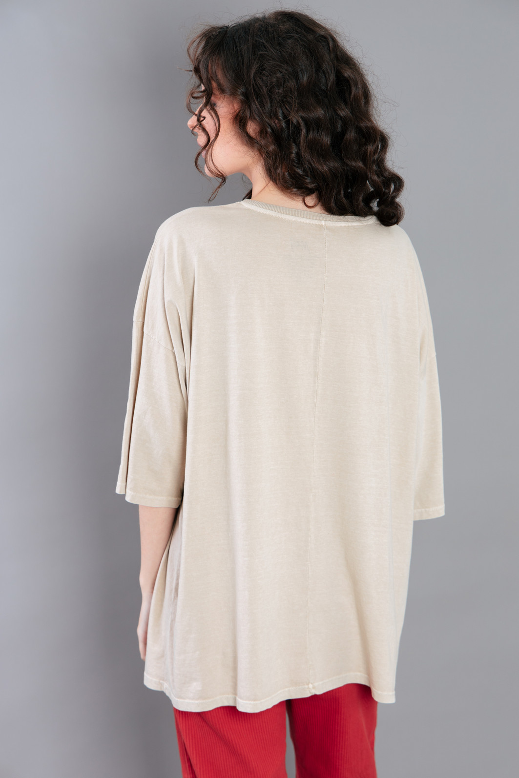 CAMISETA T-SHIRT OVERSIZED BEGE EAT GLITTER AND SHINE