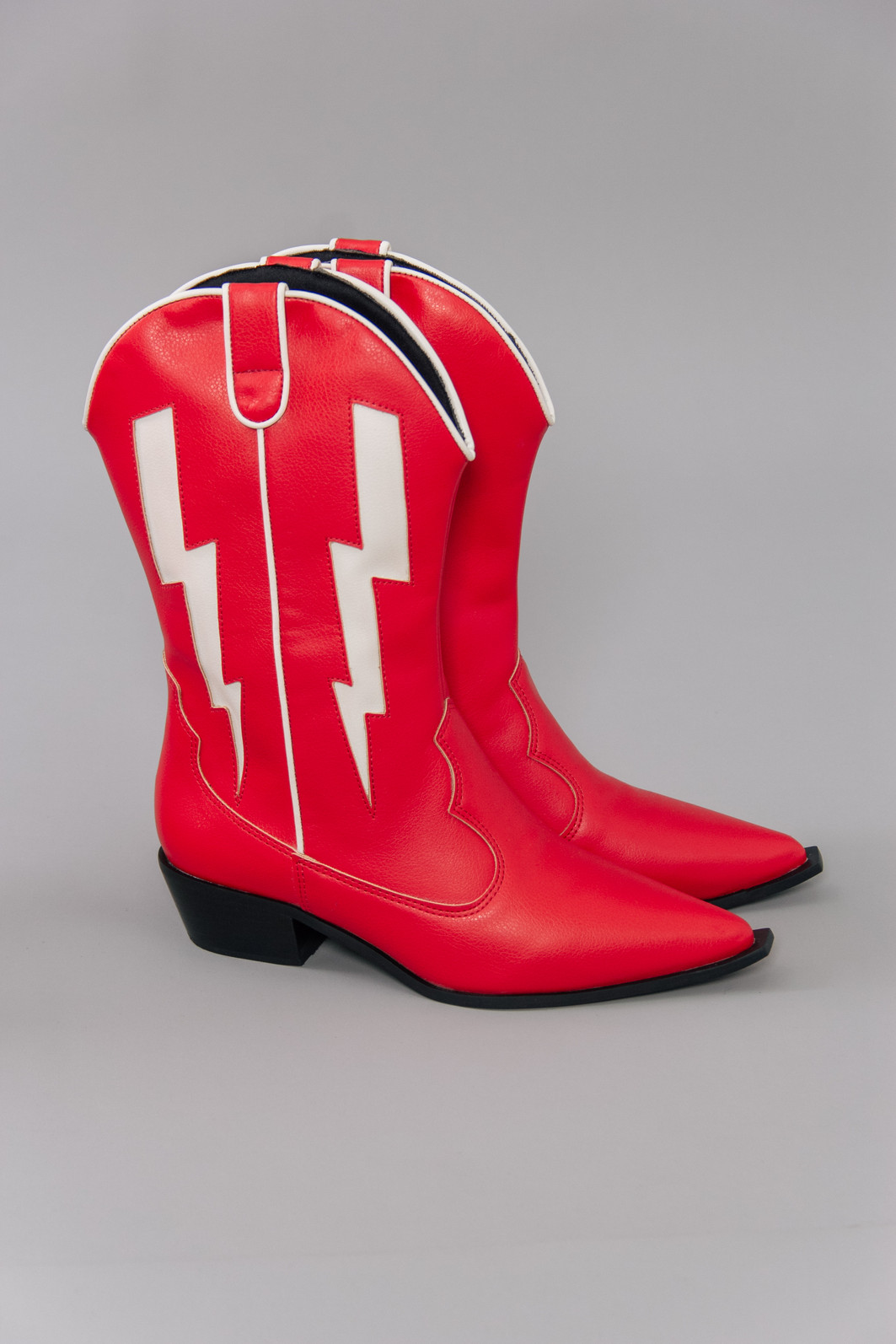BOTA WESTERN COM RAIO VERMELHA BOTA WESTERN COM RAIO VERMELHA