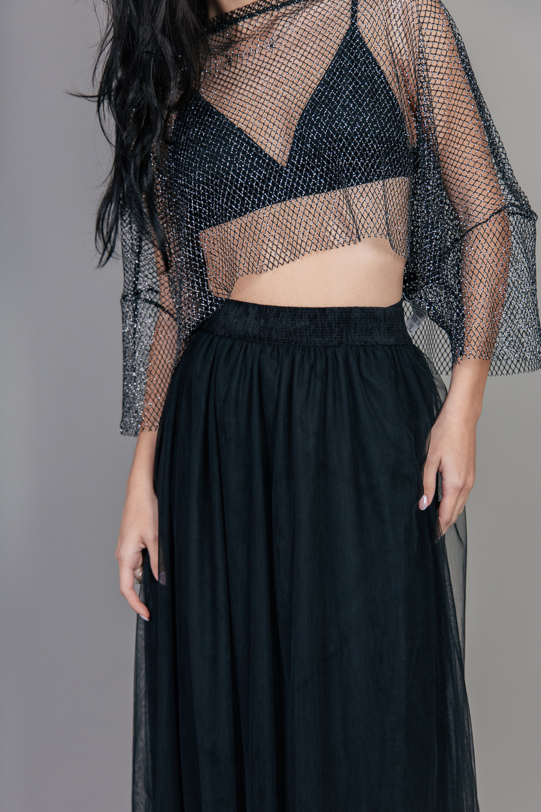 SAIA MIDI DE TULE PRETA COM FORRO SAIA MIDI DE TULE PRETA COM FORRO