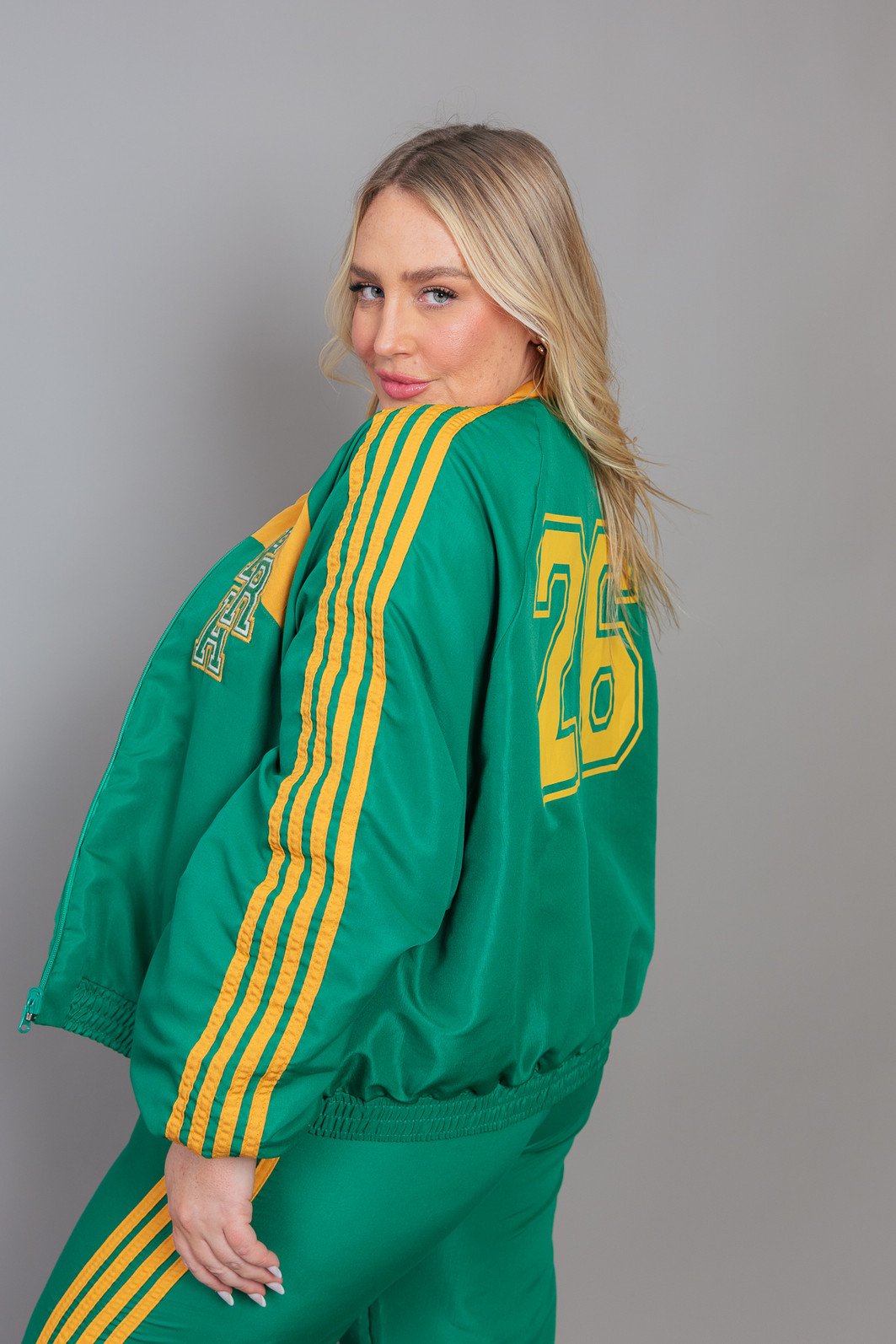 JAQUETA ESPORTIVA BRASIL VERDE E AMARELO