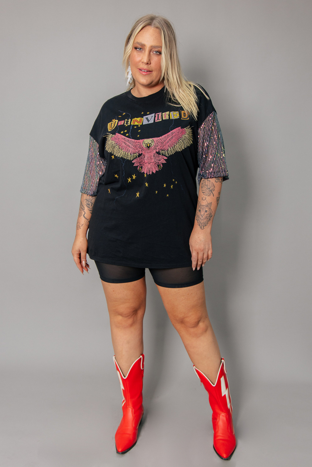 T-SHIRT VINTAGE MANGAS PAETÊS FURTACOR UNINVITED T-SHIRT VINTAGE MANGAS PAETÊS FURTACOR UNINVITED