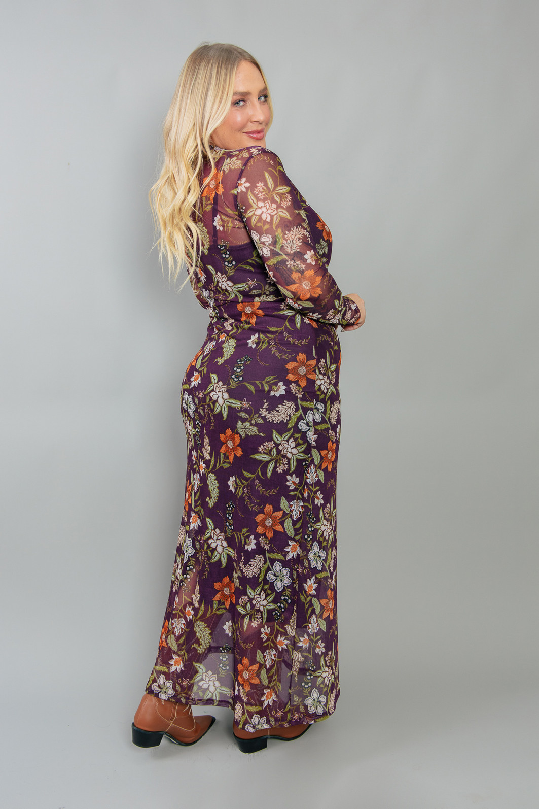 VESTIDO MANGA LONGA DE TULE ESTAMPADO FLORAL ROXO