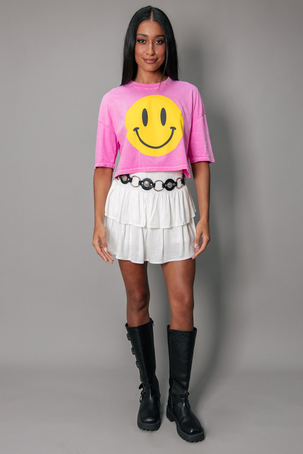 SHORT SAIA DE TECIDO COM LASTEX E BABADOS OFF WHITE SHORT SAIA DE TECIDO COM LASTEX E BABADOS OFF WHITE