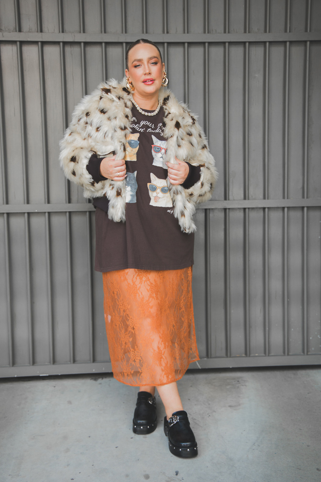 CASACO PELUCIADO COM ZÍPER BAMBI PRINT CASACO PELUCIADO COM ZÍPER BAMBI PRINT