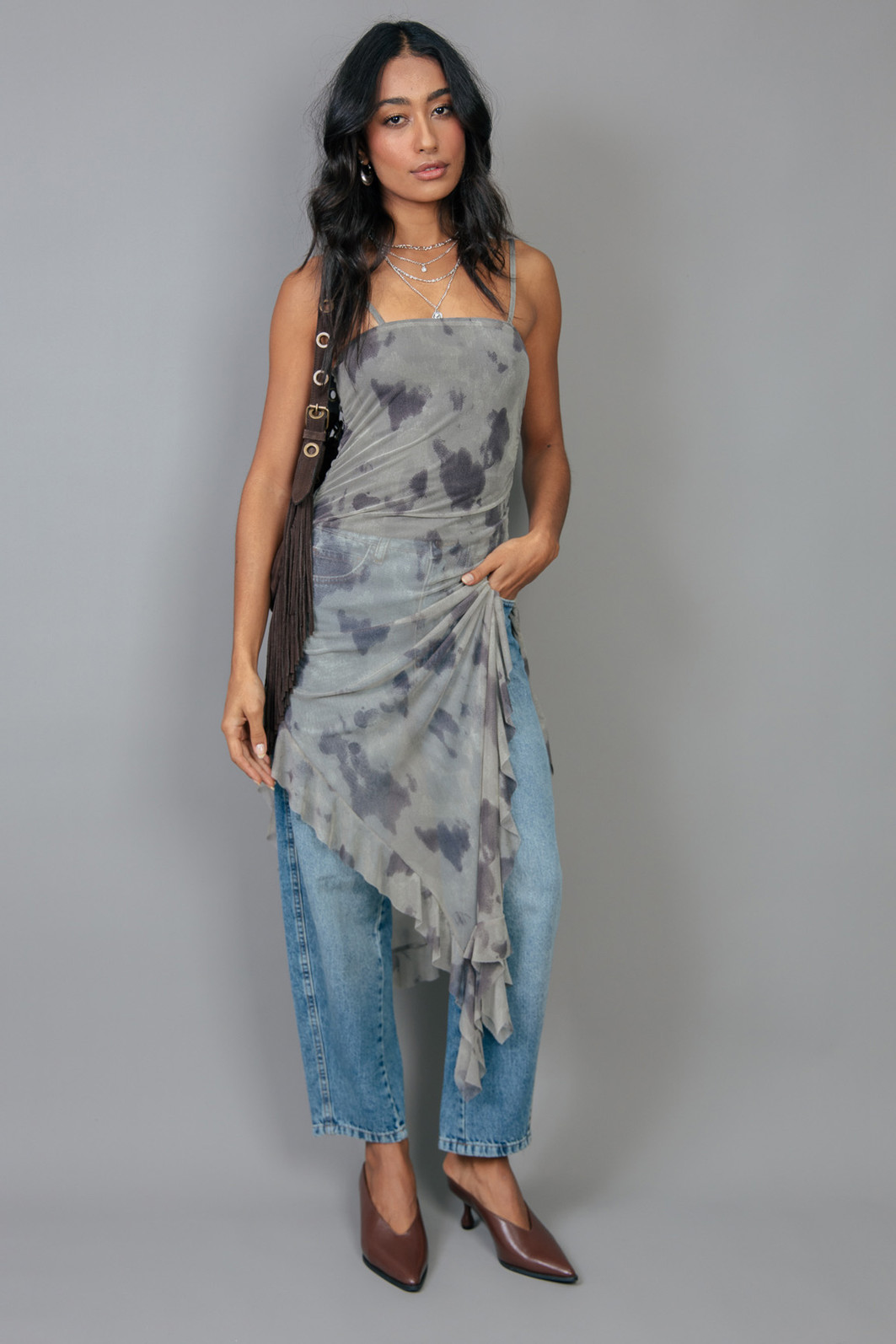 BLUSA DE TULE ESTAMPADO COM PONTAS BLUSA DE TULE ESTAMPADO COM PONTAS