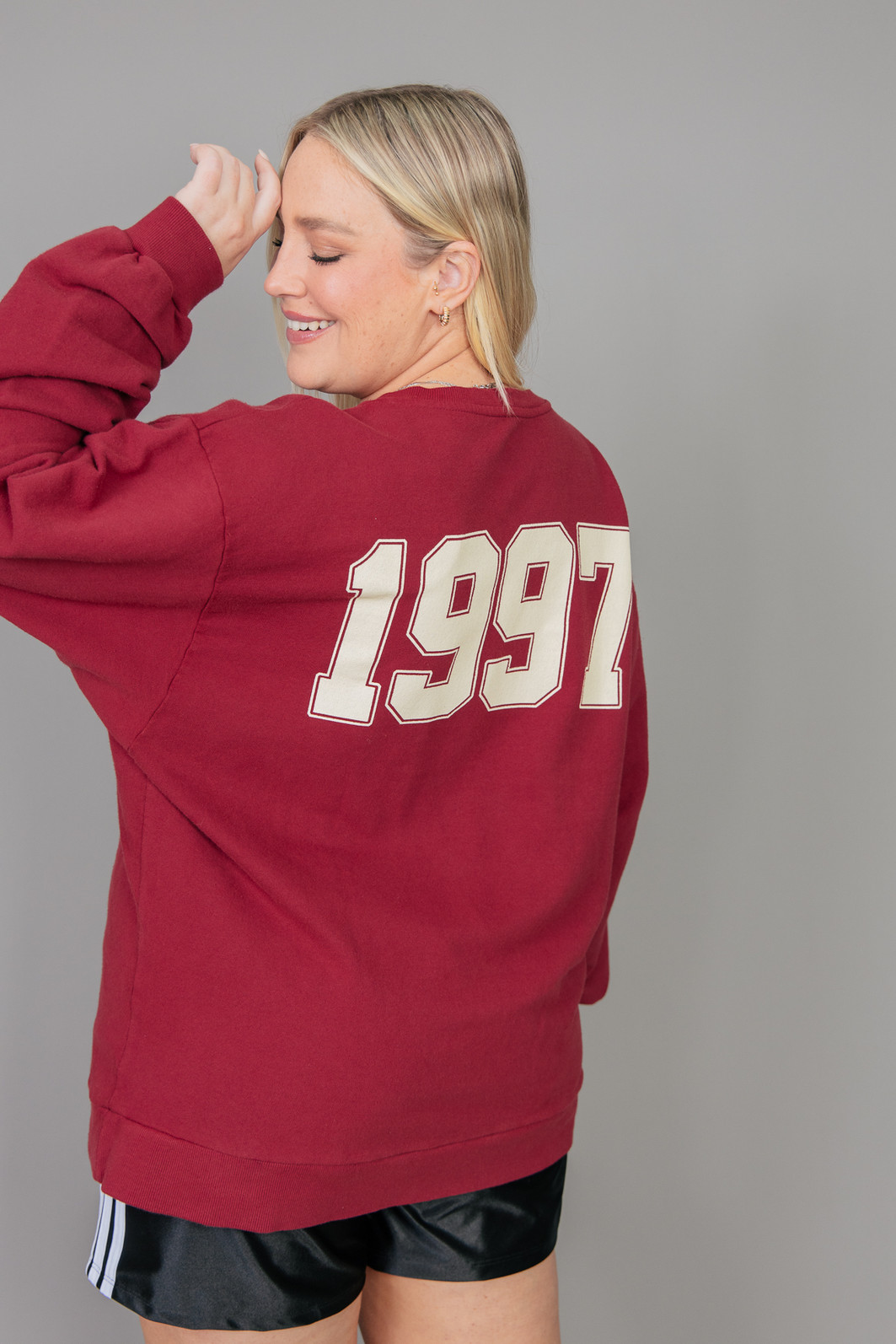 CASACO OVERSIZED DE MOLETOM BORGONHA NINETEEN
