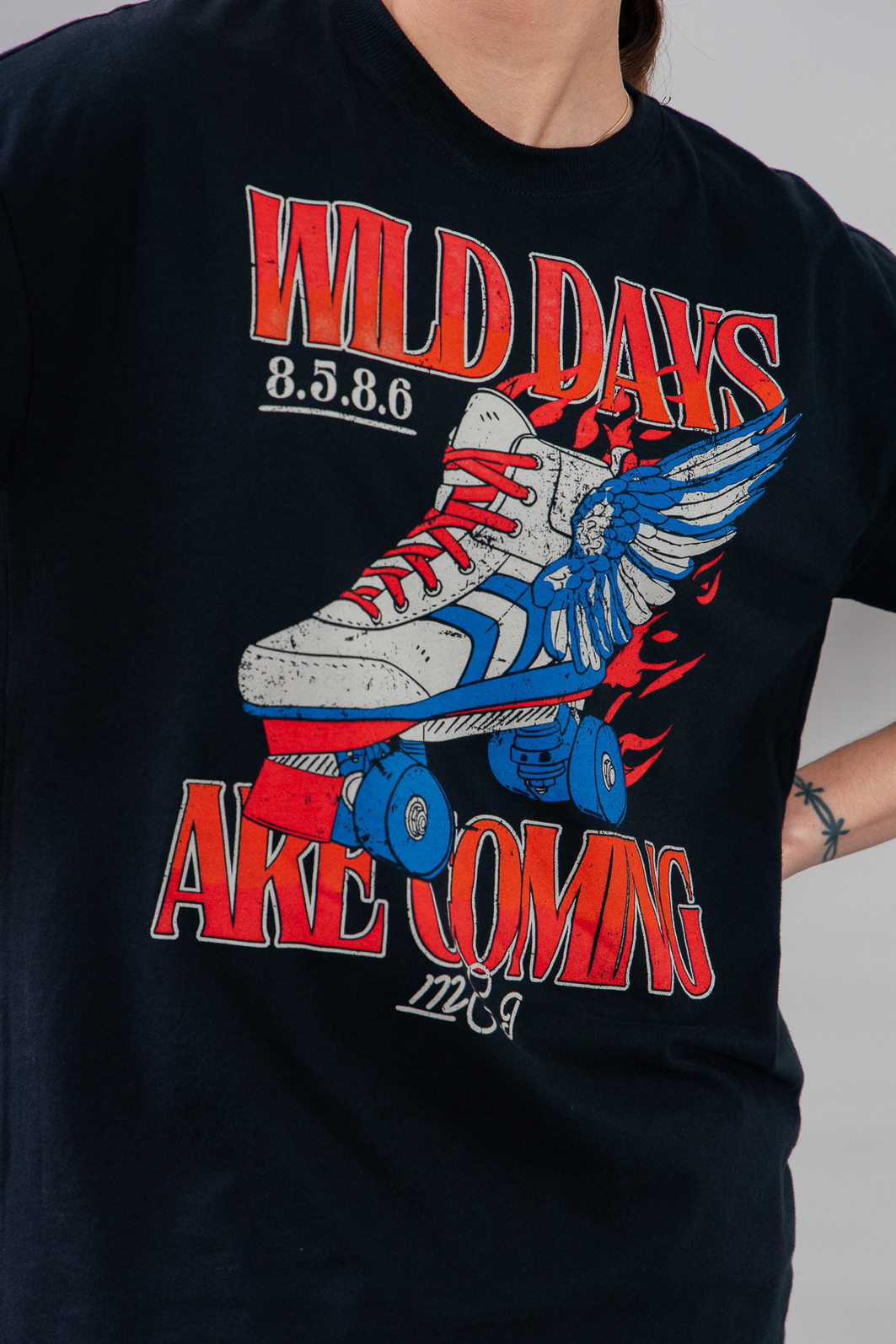 CAMISETA T-SHIRT VINTAGE PRETA WILD DAYS CAMISETA T-SHIRT VINTAGE PRETA WILD DAYS