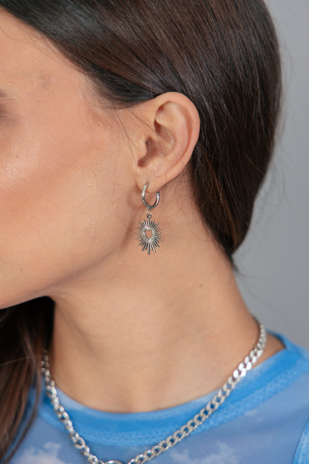 BRINCO PRATEADO CORAÇÃO RAIOS