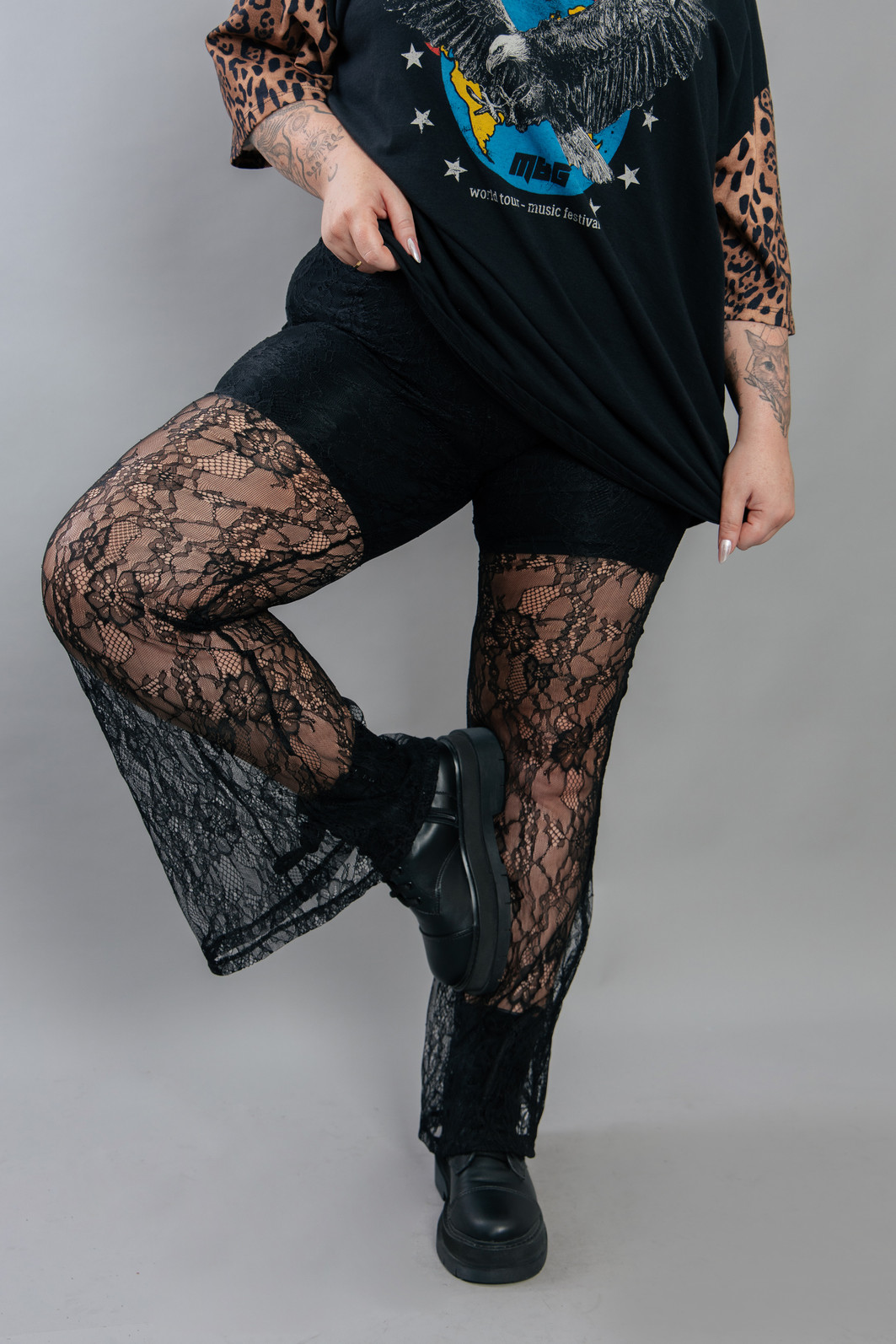 CALÇA SEM FORRO DE RENDA