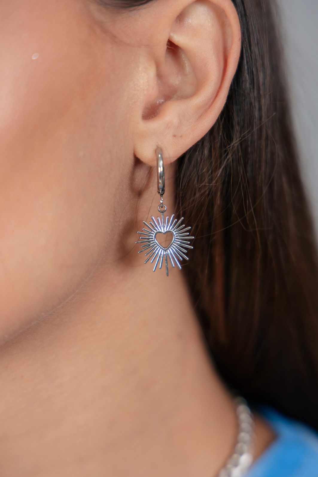 BRINCO PRATEADO CORAÇÃO RAIOS