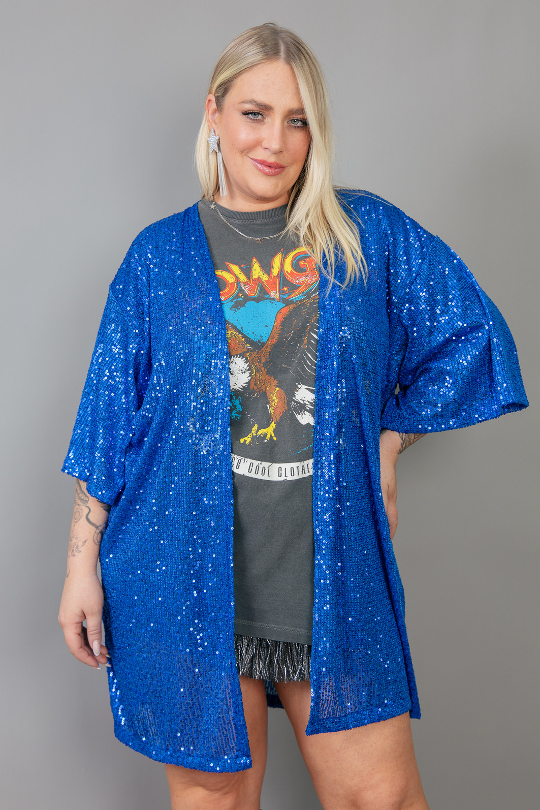 KIMONO COMPRIDO EM PAETÊ AZUL BORDADO PARTY ON