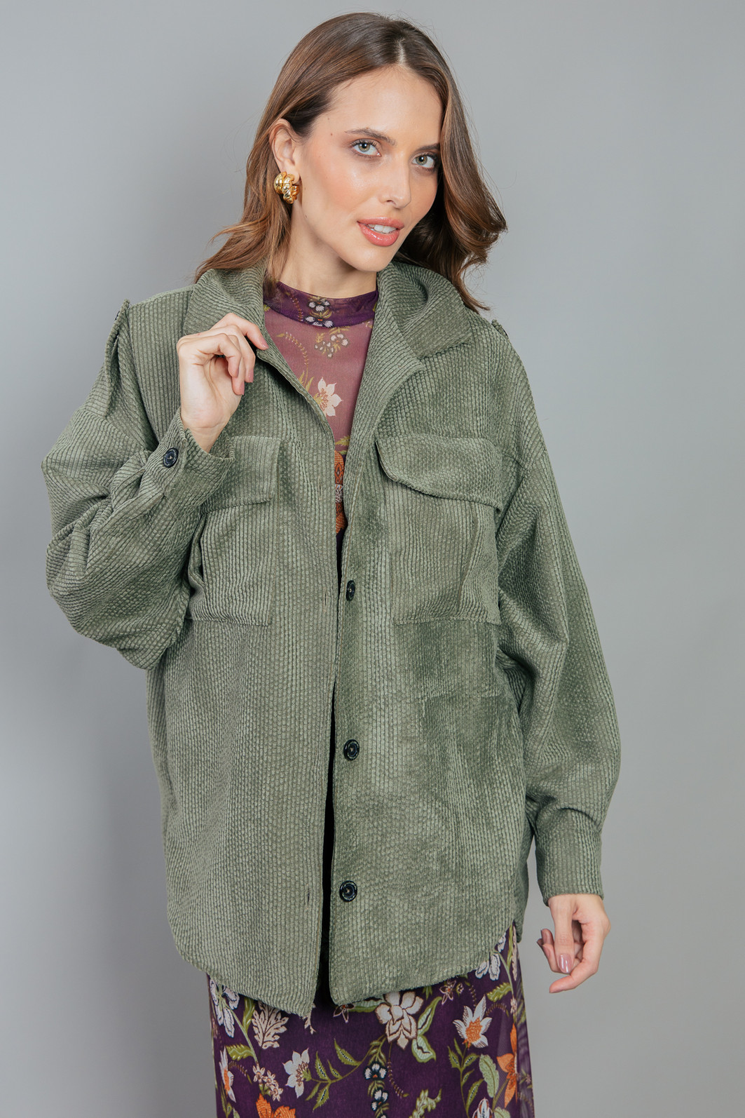 JAQUETA OVERSIZED DE COTELÊ VERDE