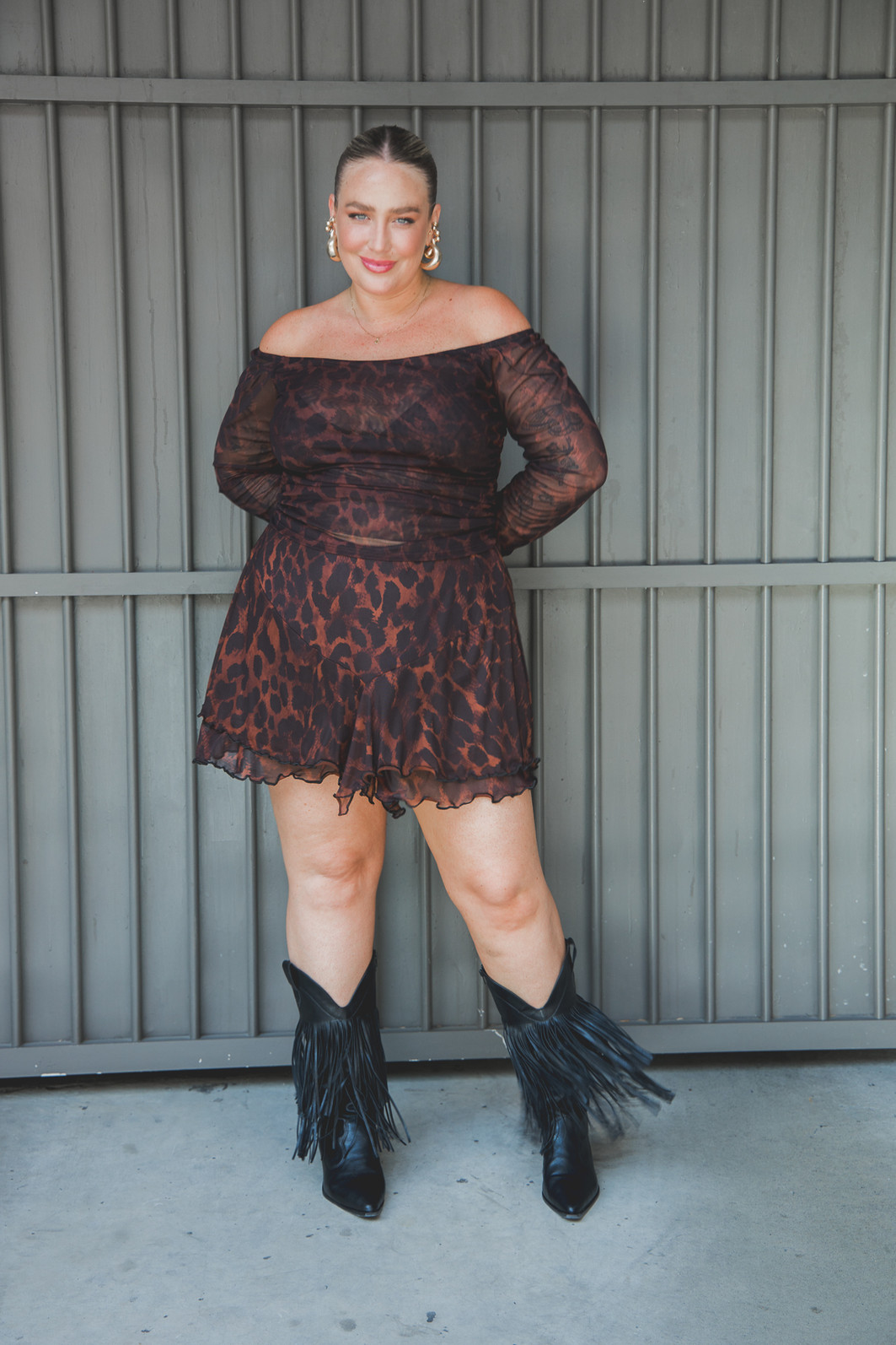 SHORT SAIA DE TULE ONCINHA