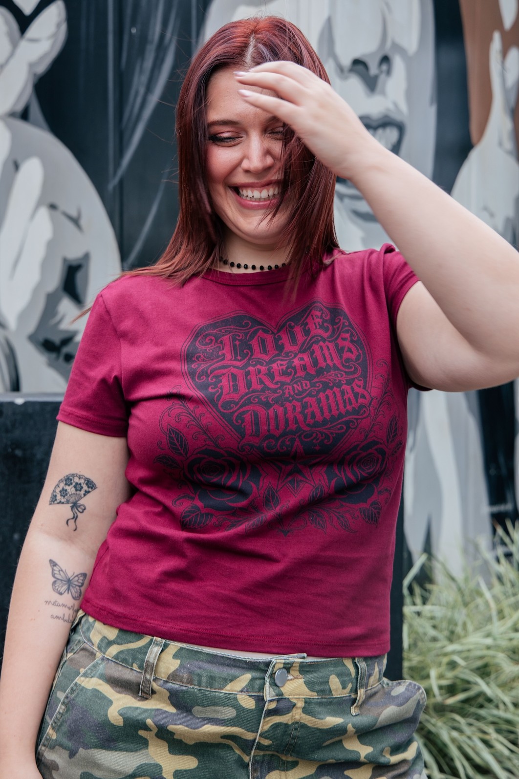 CAMISETA BABYLOOK VERMELHA LOVE DREAMS CAMISETA BABYLOOK VERMELHA LOVE DREAMS