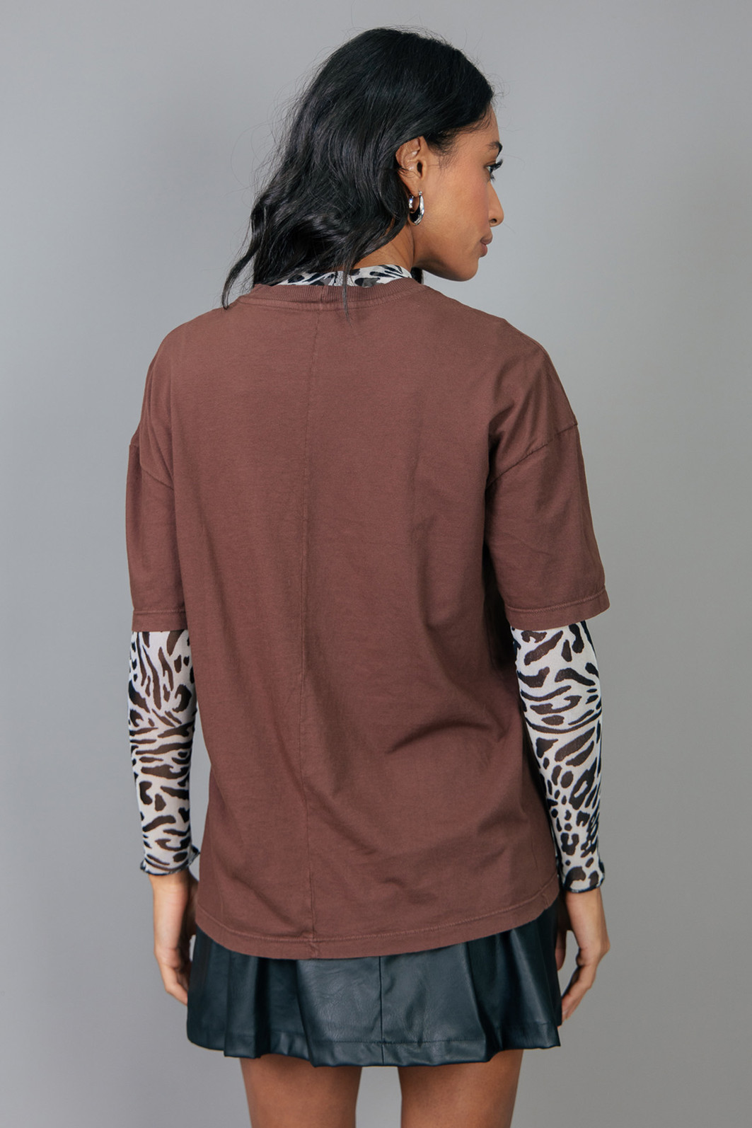 CAMISETA T-SHIRT VINTAGE MARROM HIDDEN