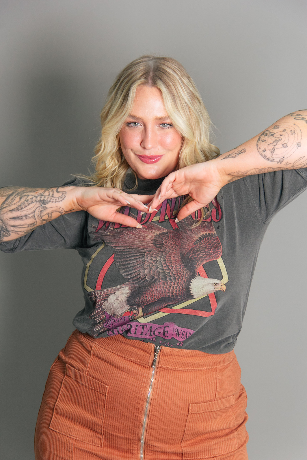 CAMISETA T-SHIRT CHUMBO COM MANGA BUFANTE WILD TUNES