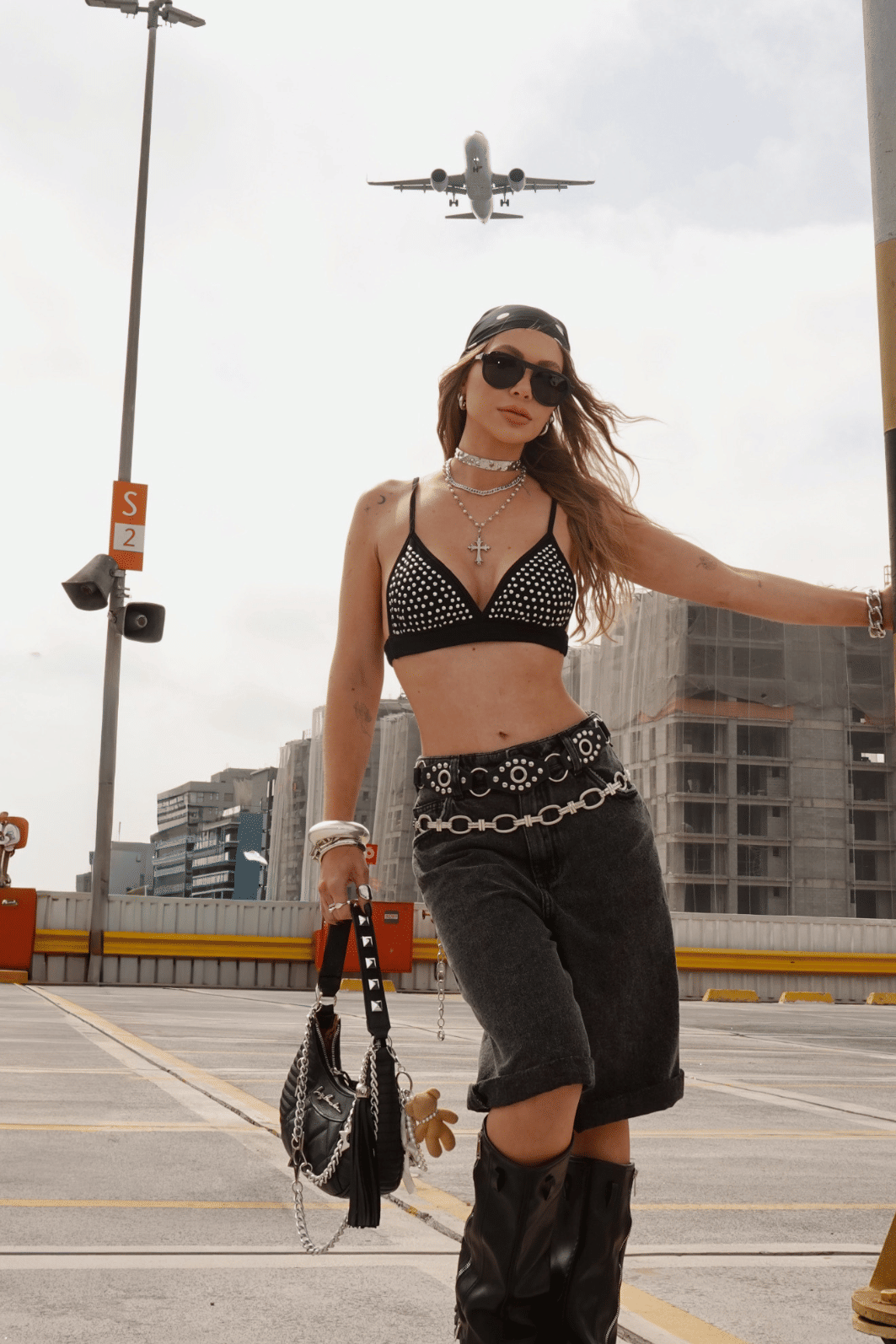 BERMUDA JORTS DE SARJA PRETA