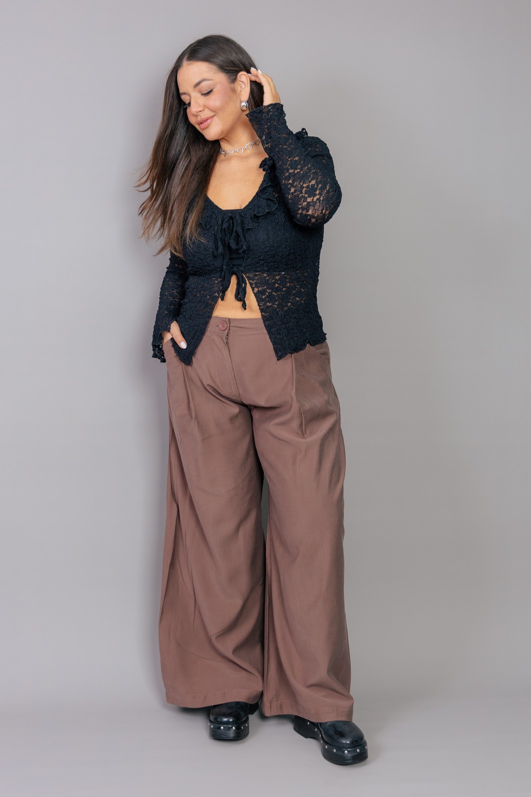 CALÇA ALFAIATARIA CINTURA BAIXA MARROM CALÇA ALFAIATARIA CINTURA BAIXA MARROM