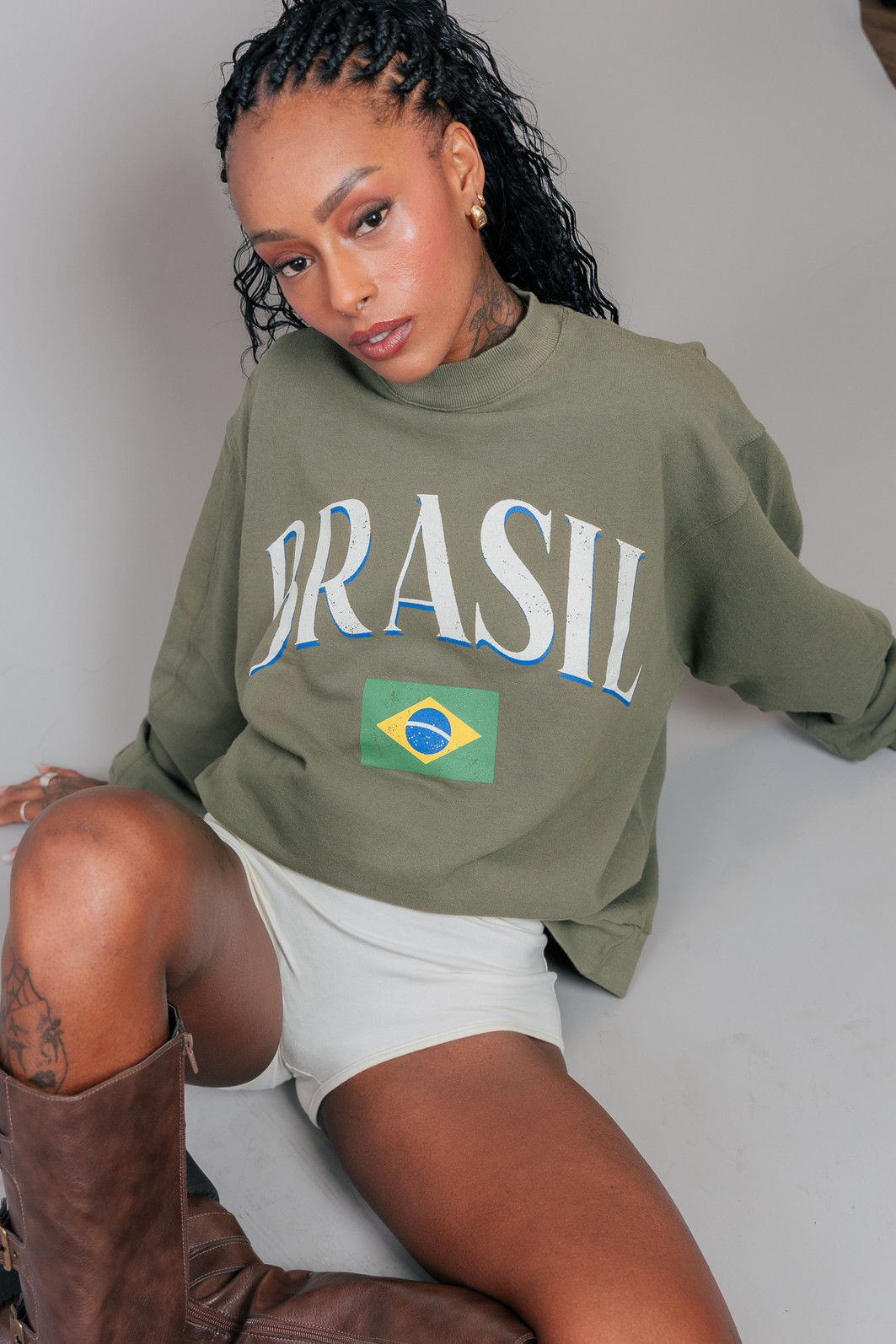 CASACO DE MOLETOM VERDE ESTONADO BRASIL CASACO DE MOLETOM VERDE ESTONADO BRASIL