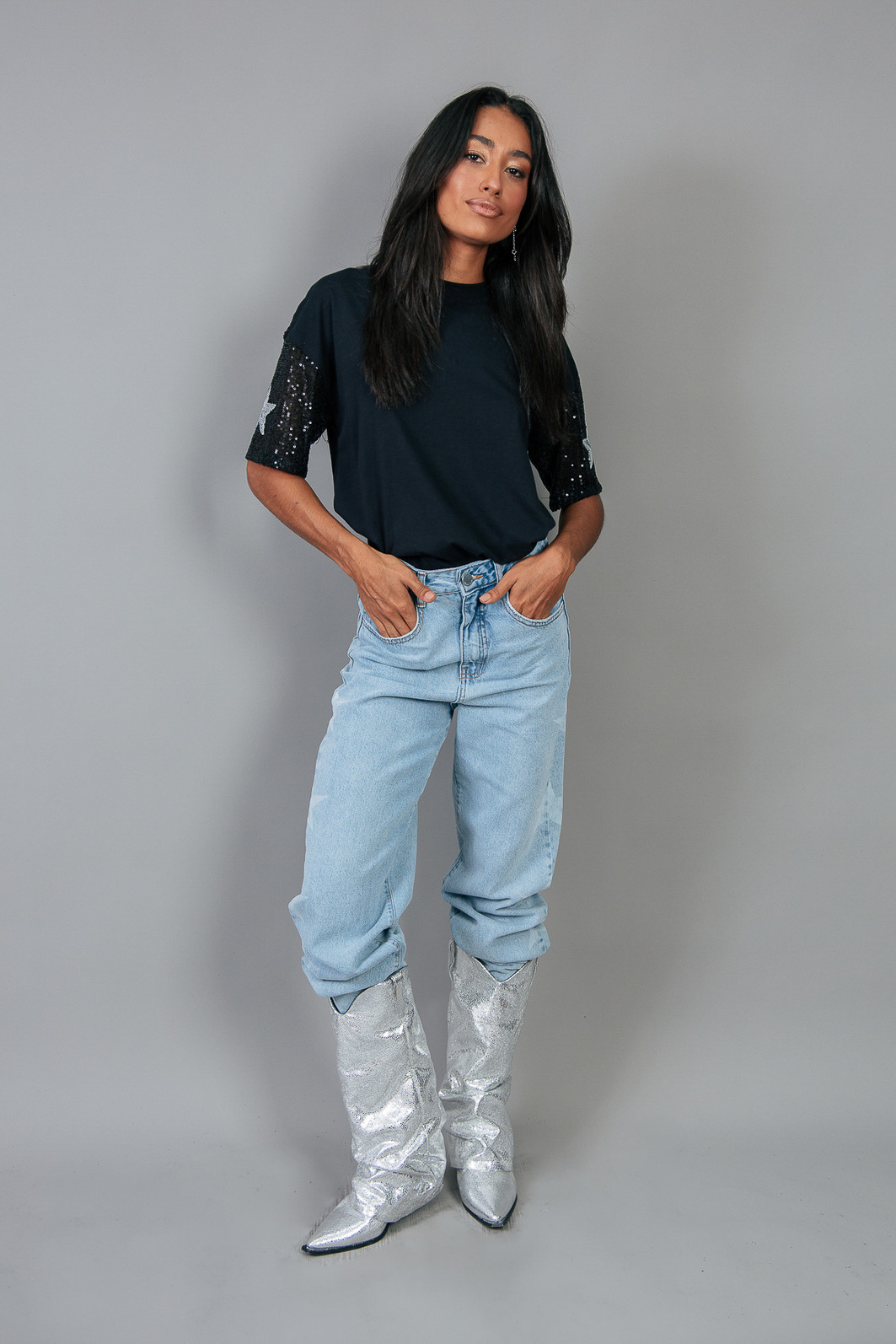 CALÇA JEANS WIDE COM ESTRELAS CALÇA JEANS WIDE COM ESTRELAS