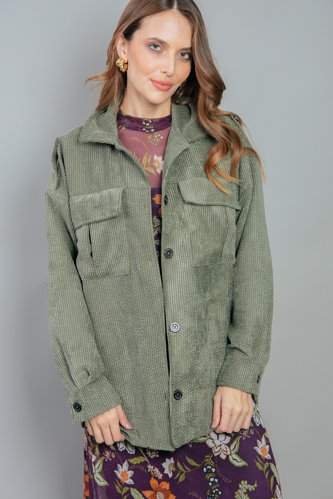 JAQUETA OVERSIZED DE COTELÊ VERDE