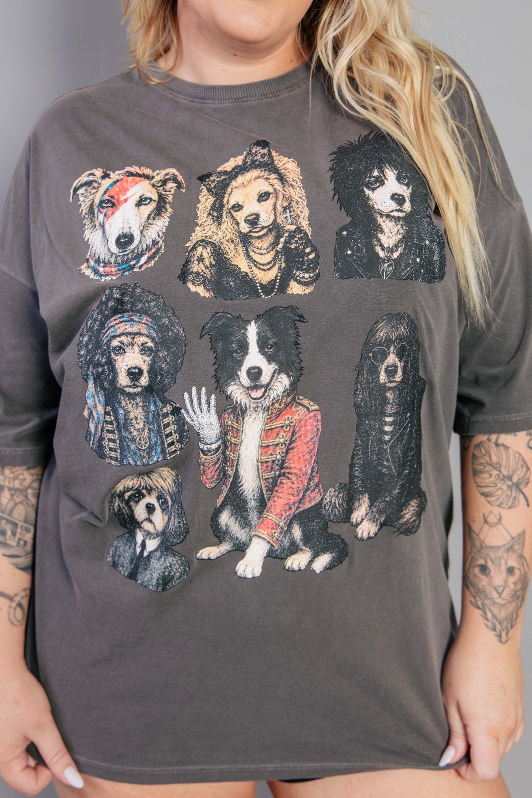 CAMISETA T-SHIRT OVERSIZED MARROM ROCK DOGS CAMISETA T-SHIRT OVERSIZED MARROM ROCK DOGS