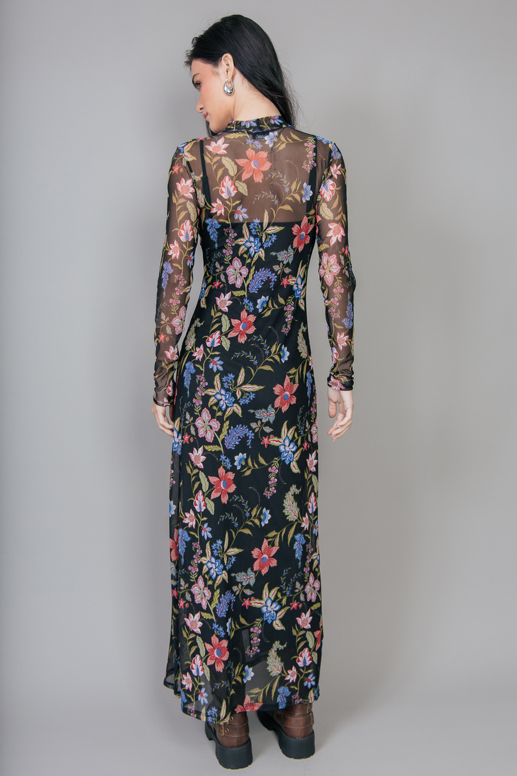 VESTIDO LONGO MANGA LONGA DE TULE ESTAMPADO FLORAL VESTIDO LONGO MANGA LONGA DE TULE ESTAMPADO FLORAL