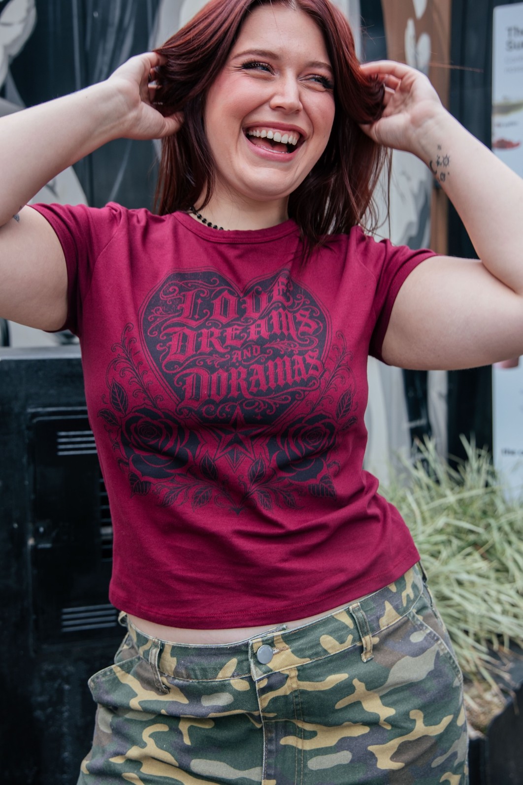 CAMISETA BABYLOOK VERMELHA LOVE DREAMS CAMISETA BABYLOOK VERMELHA LOVE DREAMS
