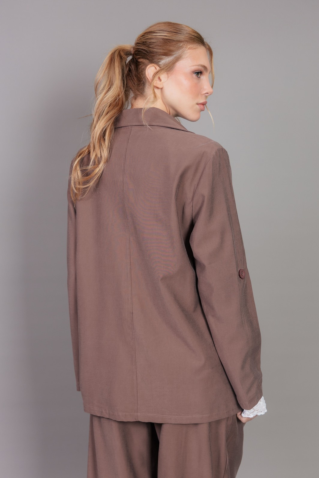 BLAZER OVERSIZED DE ALFAIATARIA MARROM BLAZER OVERSIZED DE ALFAIATARIA MARROM