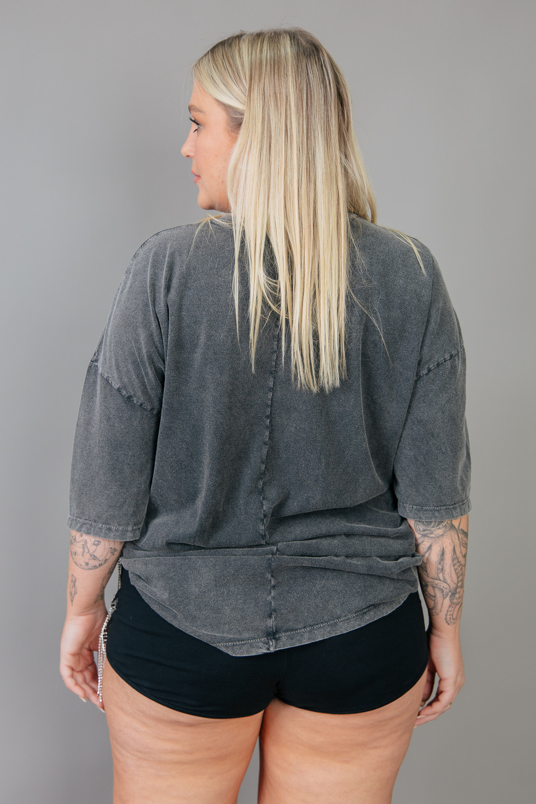 T-SHIRT VINTAGE PRETO MARMORIZADO SUNDOWN