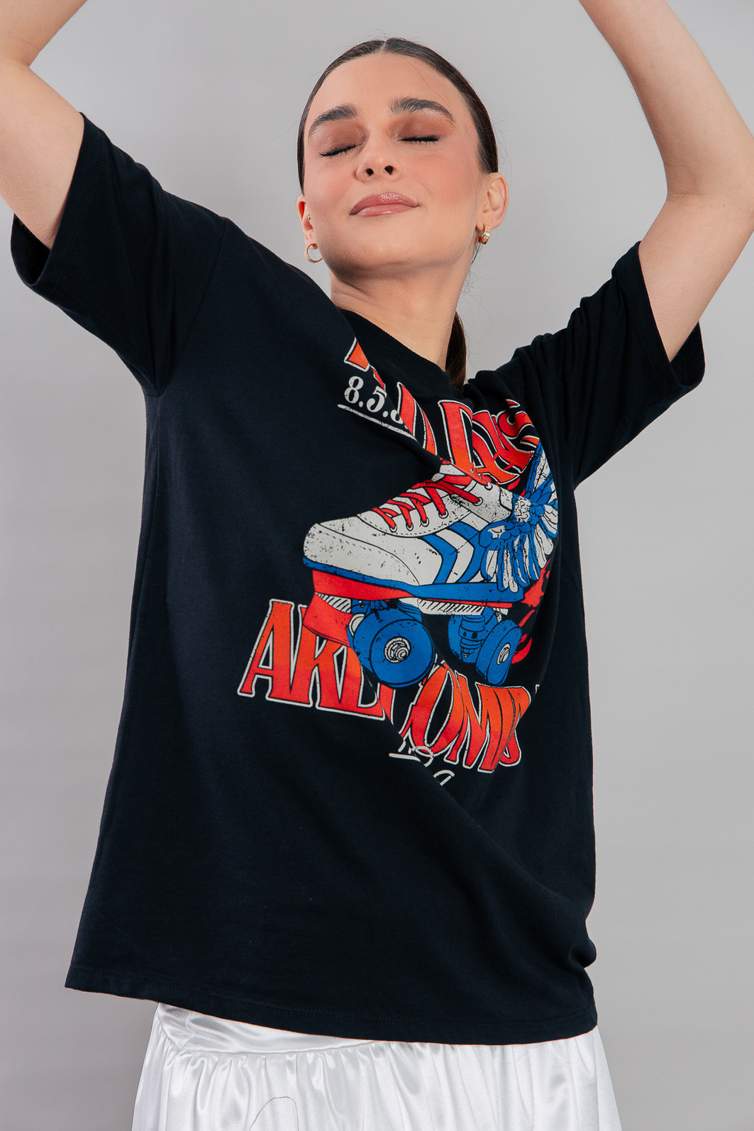 CAMISETA T-SHIRT VINTAGE PRETA WILD DAYS CAMISETA T-SHIRT VINTAGE PRETA WILD DAYS