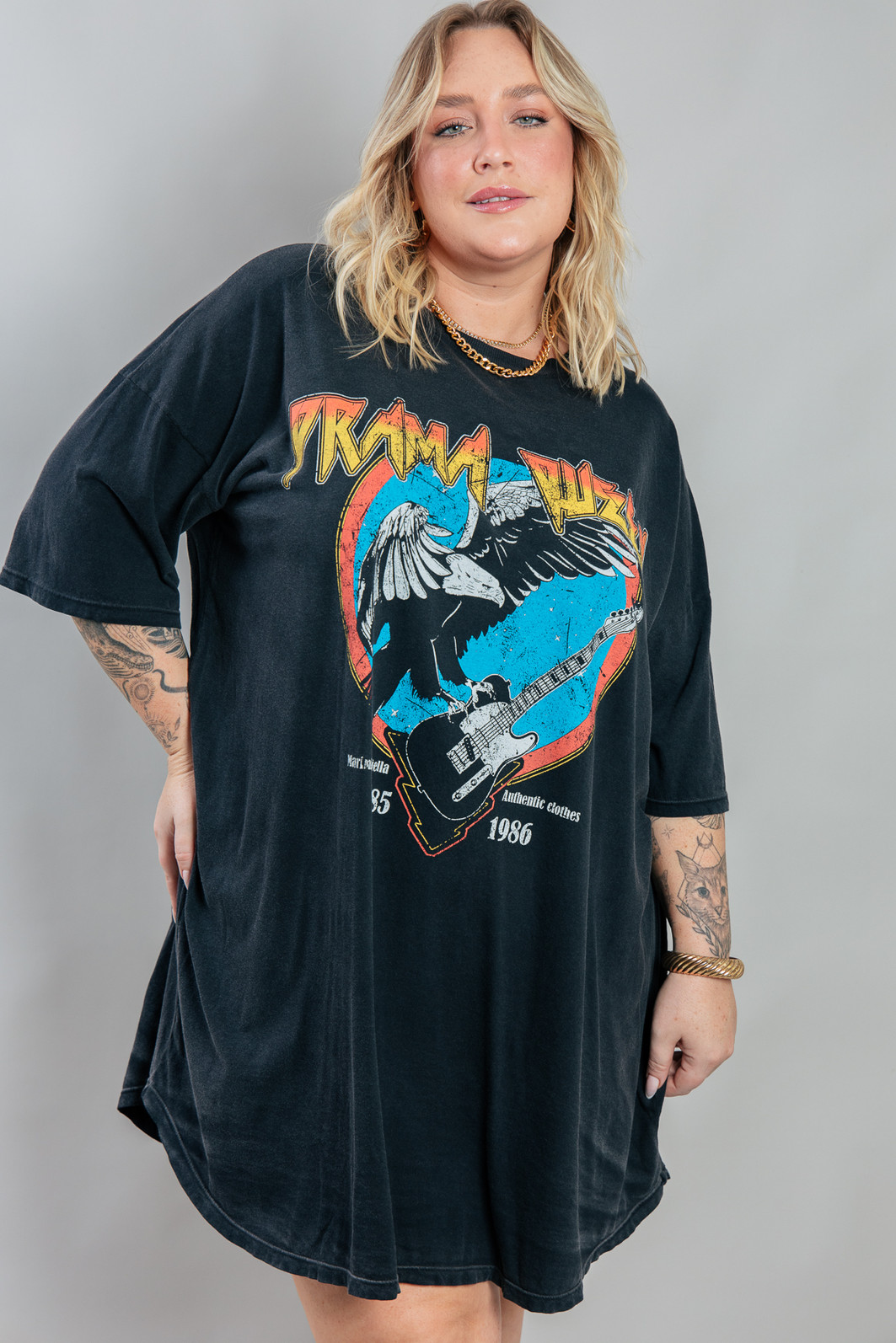 VESTIDO AMPLO DE MALHA PRETO MARMORIZADO DRAMA QUEEN