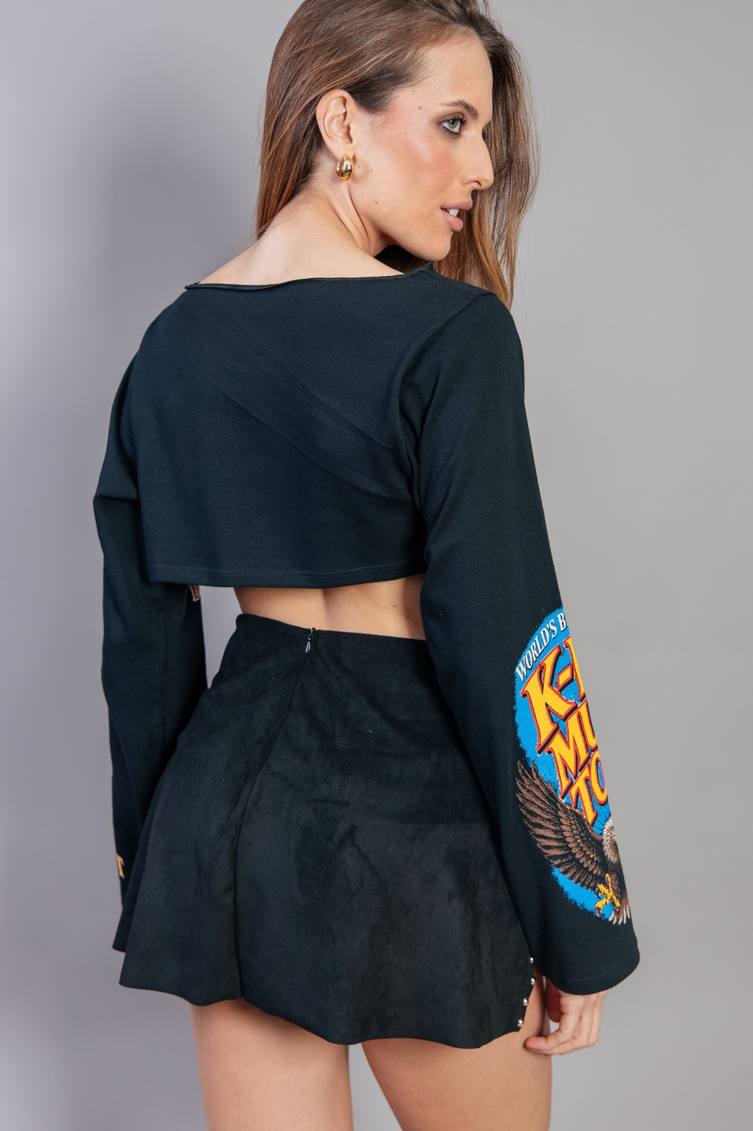 BLUSA SEM FRENTE MANGA LONGA PRETA K-POP BLUSA SEM FRENTE MANGA LONGA PRETA K-POP