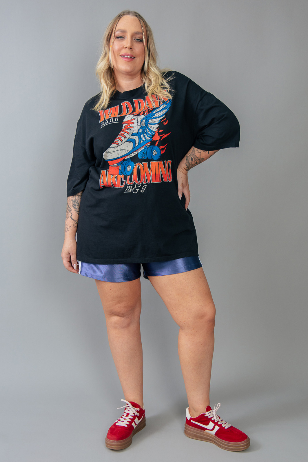 CAMISETA T-SHIRT VINTAGE PRETA WILD DAYS CAMISETA T-SHIRT VINTAGE PRETA WILD DAYS