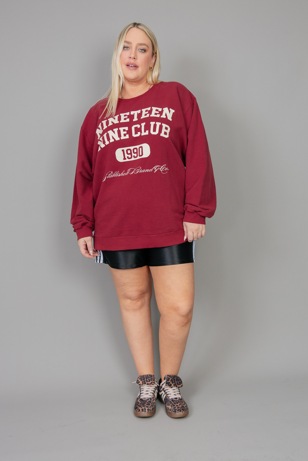 CASACO OVERSIZED DE MOLETOM BORGONHA NINETEEN