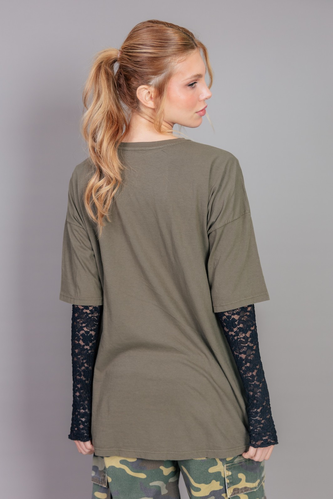 CAMISETA T-SHIRT OVERSIZED VERDE ARMY CAMISETA T-SHIRT OVERSIZED VERDE ARMY