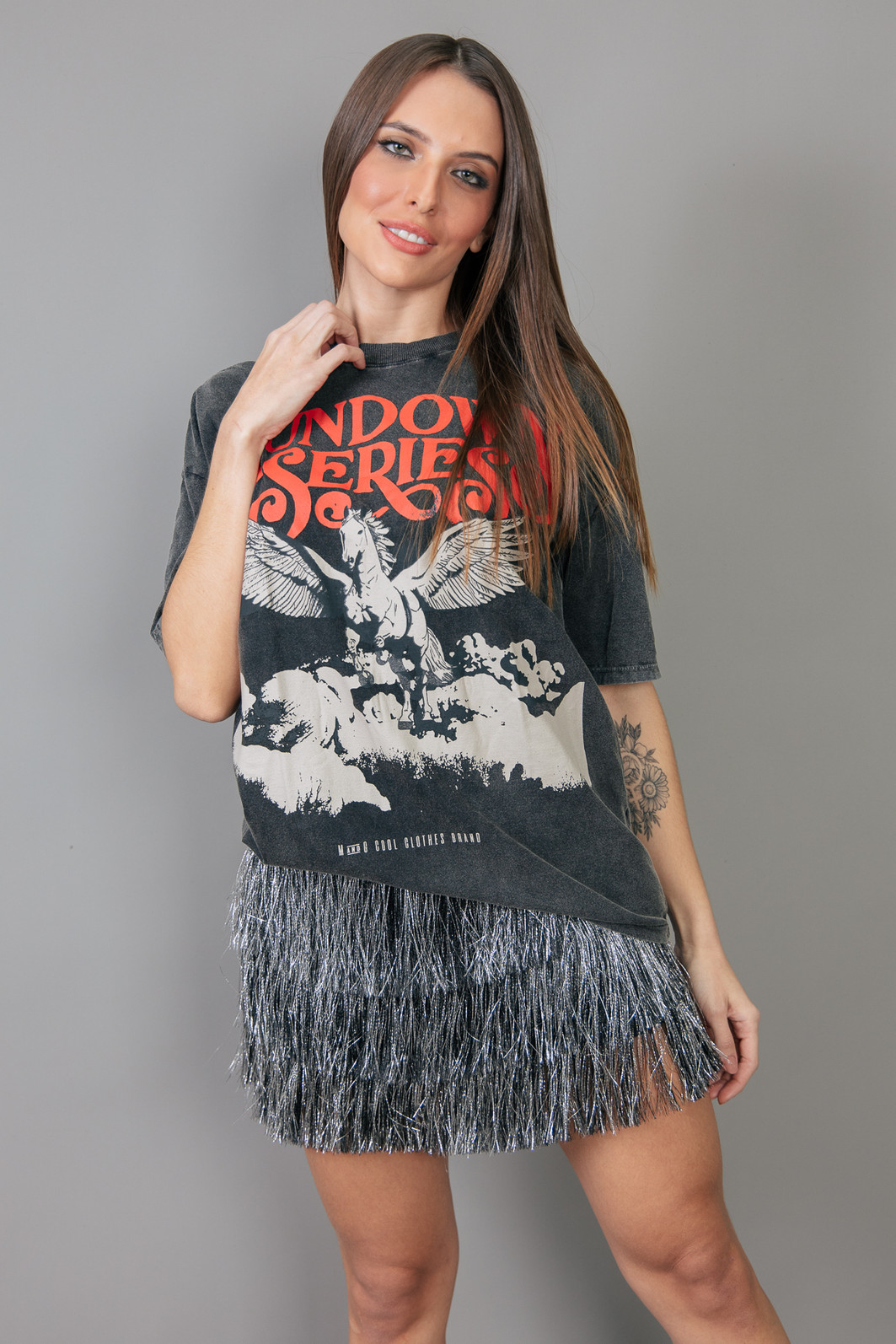 T-SHIRT VINTAGE PRETO MARMORIZADO SUNDOWN