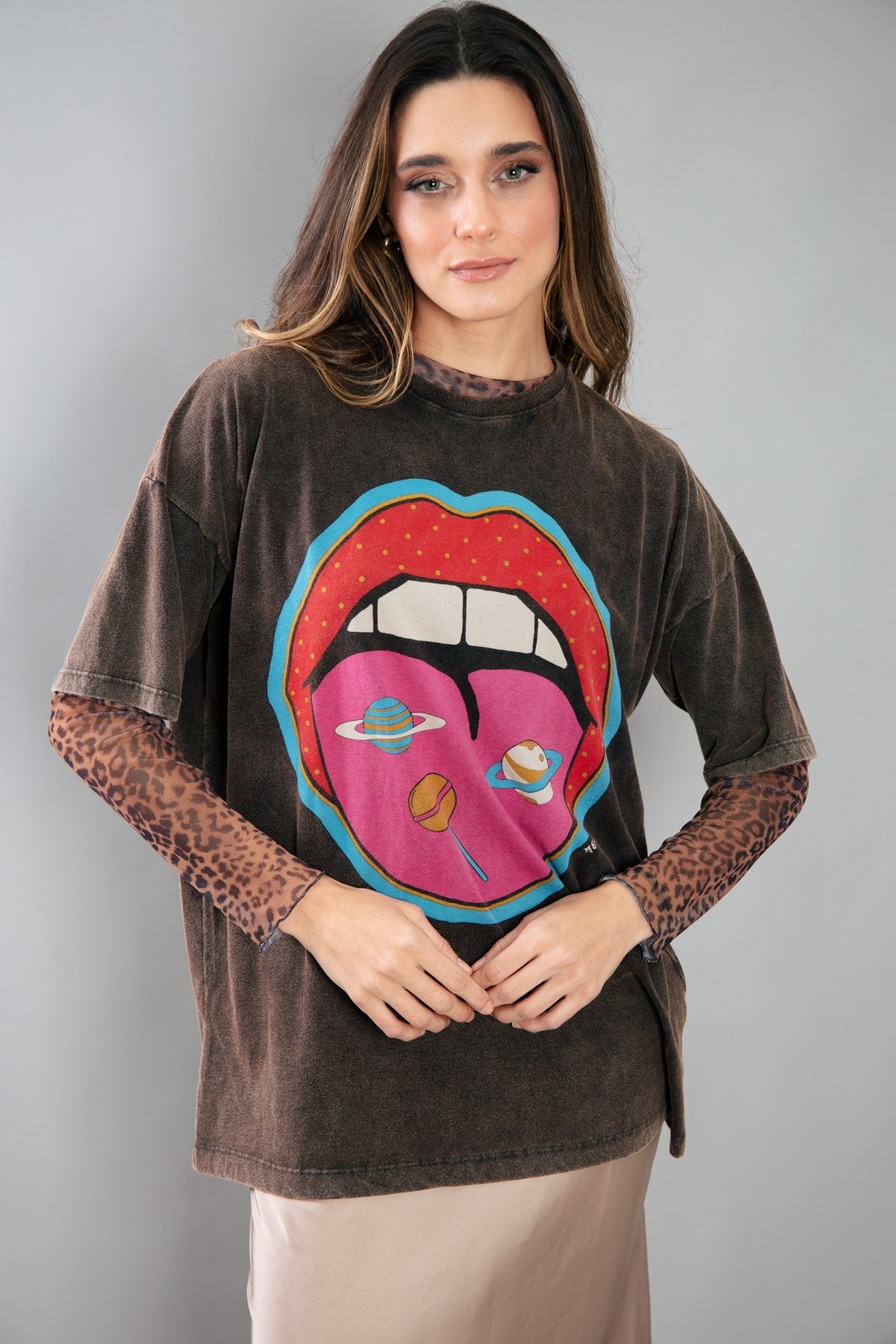 CAMISETA T-SHIRT OVERSIZED MARMORIZADA LOLLIPOP CAMISETA T-SHIRT OVERSIZED MARMORIZADA LOLLIPOP
