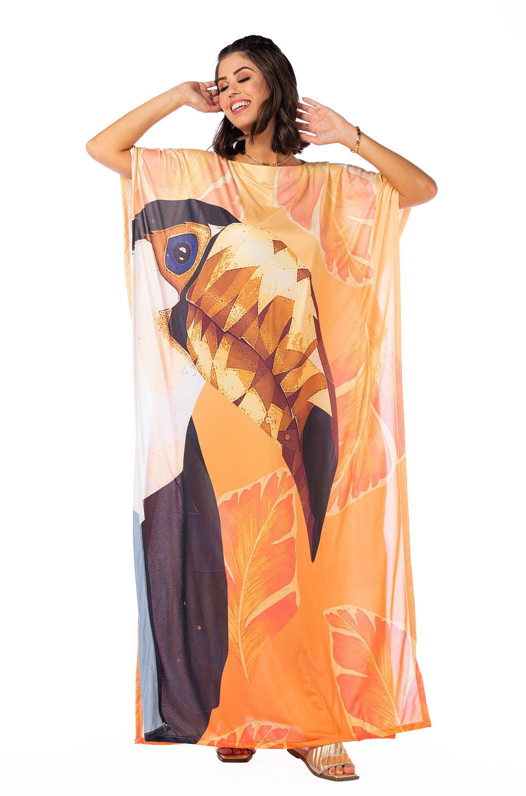 Vestido Feminino Kaftan Hibisco Estampado Tucano Bico Geométrico Vestido Feminino Kaftan Hibisco Estampado Tucano Bico Geométrico