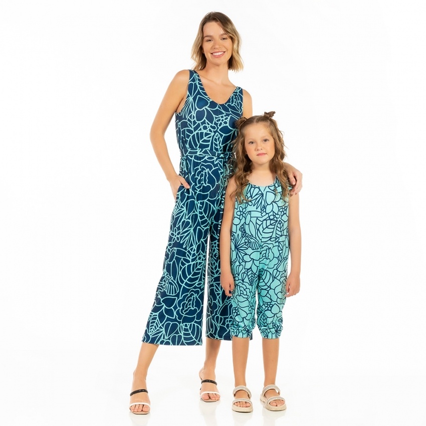 Macacão Infantil Com Bolso Tucano Flores Linhas Azul