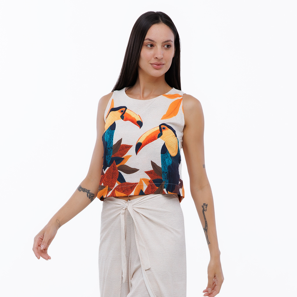 Cropped Feminino Atena Estampado Tucanos Tela Bordada Cropped Feminino Atena Estampado Tucanos Tela Bordada