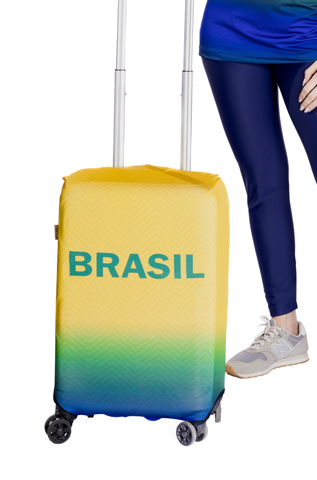 Capa de Mala Estampada Brasil Zig Zag Cores Degradê Capa de Mala Estampada Brasil Zig Zag Cores Degradê
