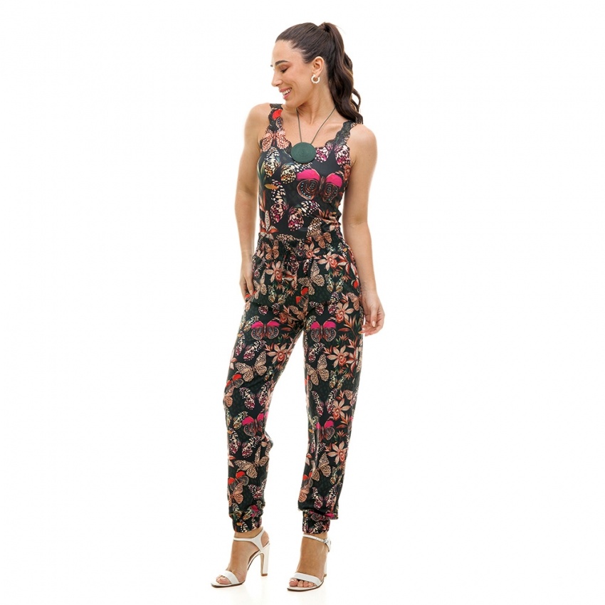 Calça Jogger com Bolso Borboletas Fundo Preto Calça Jogger com Bolso Borboletas Fundo Preto