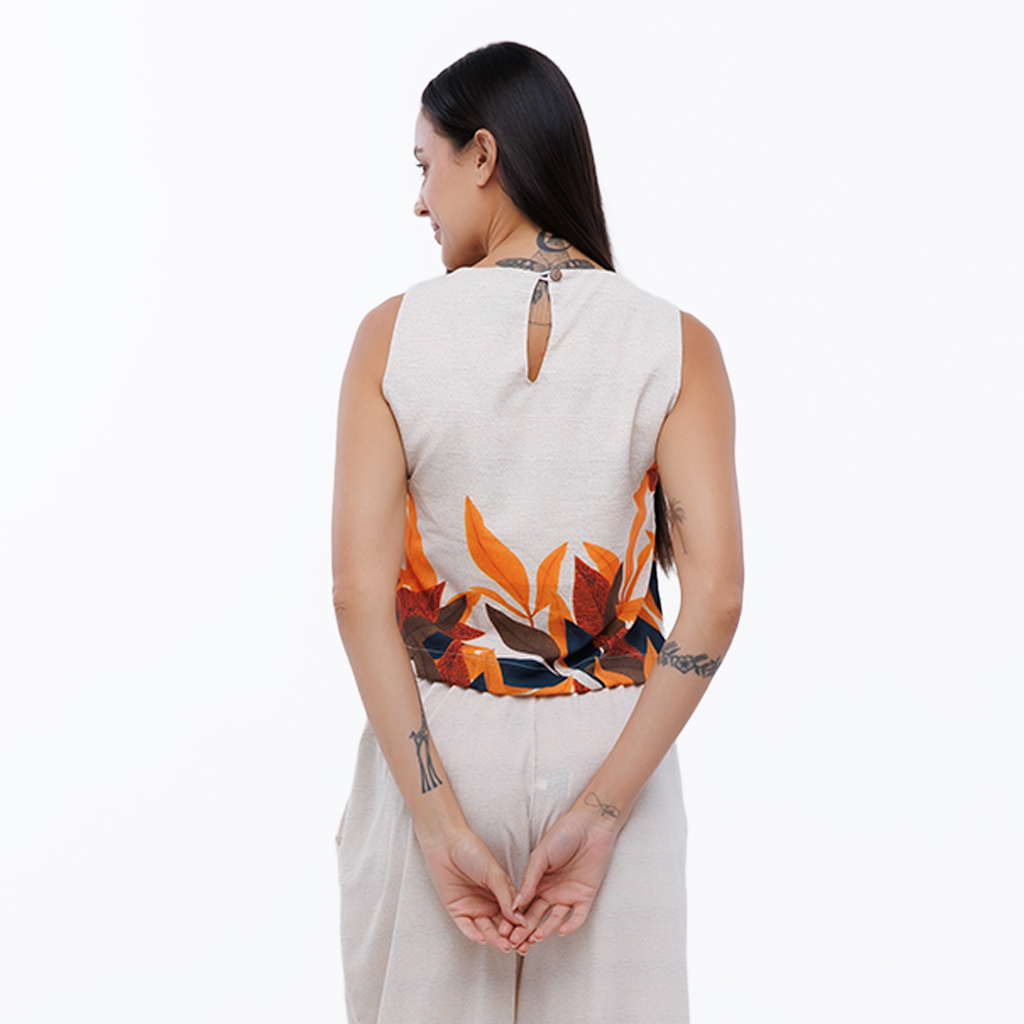 Cropped Feminino Atena Estampado Tucanos Tela Bordada Cropped Feminino Atena Estampado Tucanos Tela Bordada