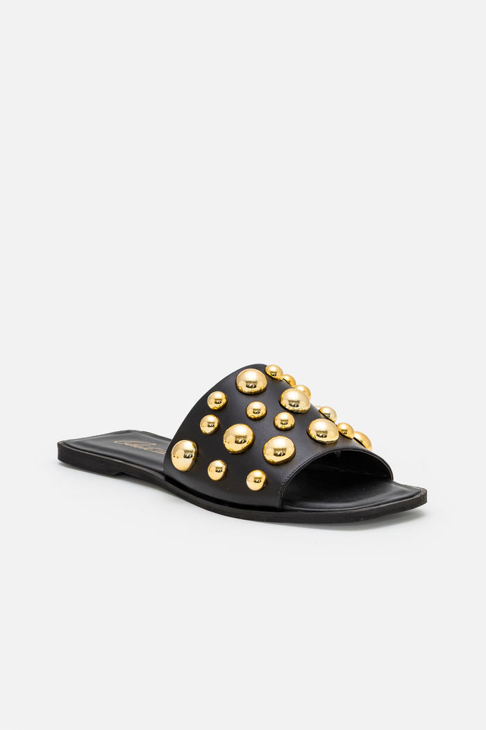 Rasteira em Couro Moderníssima com Esferas Cromadas Preto